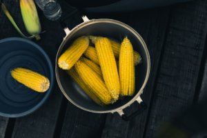 Corn in pot and bowl